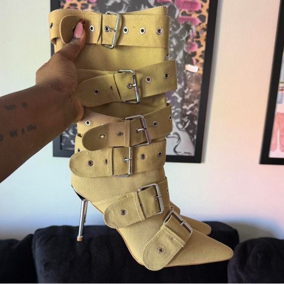 Azalea Wang Teaira buckle boots in beige - Picture 1 of 4